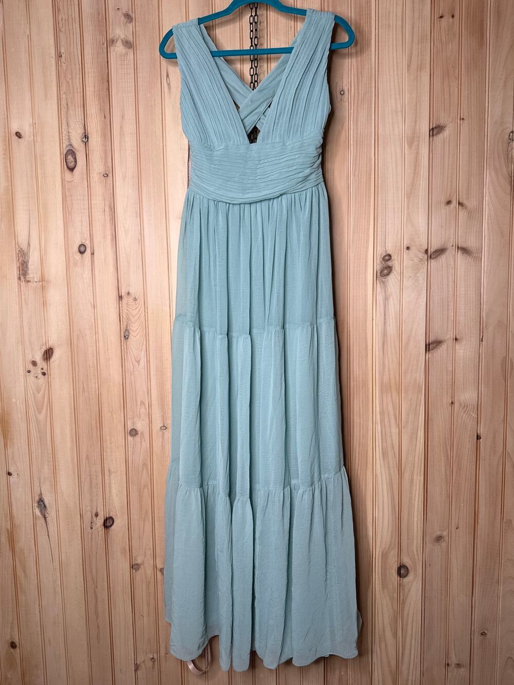 NWT Lulus Leora Light Blue Pleated Tiered Maxi Dress M